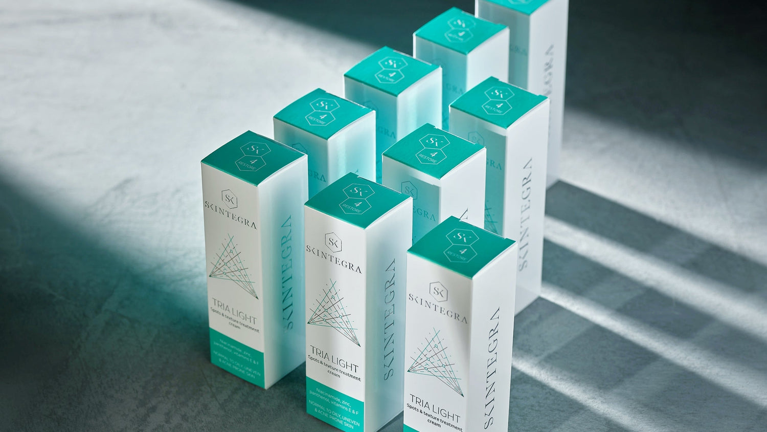 Oxidation of lipids on the skin and the connection with acne